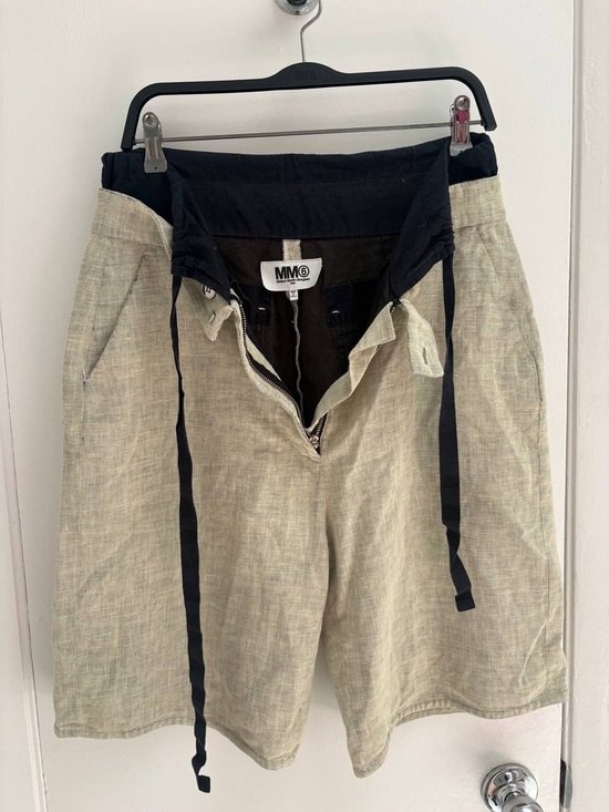 Maison Martin Margiela Other - Maison Martin Margiela Black and White MM6 Branded Label Detail